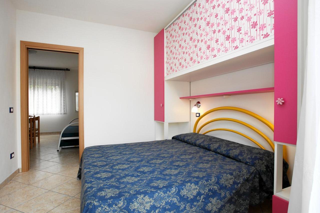 Residence La Pigna Rosolina Mare Buitenkant foto