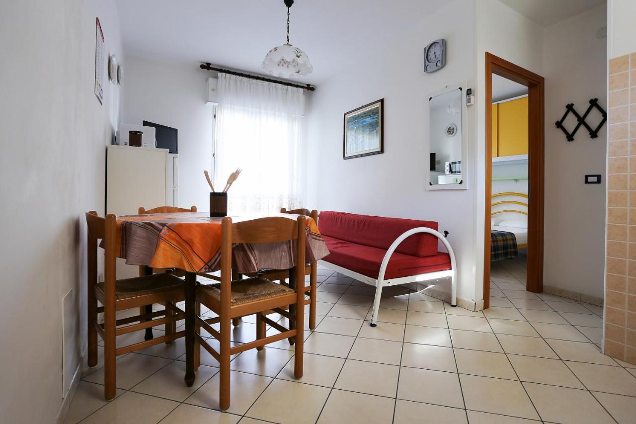 Residence La Pigna Rosolina Mare Buitenkant foto
